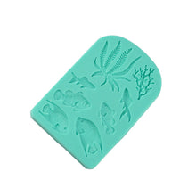 Ladda upp bild till gallerivisning, 8 i 1 Bland Tropiska Havsfiskar & Havsgräs Silikonform Tårta Dekoration Sockerpasta Isomalt Lera 8 in 1 Mixed Big Tropical Ocean Fishes & Sea Grass Fondant Clay Silicone Mold Cake Decroration