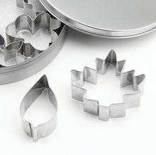 Ladda upp bild till gallerivisning, 7 St/ Pack Utstickare Löv Rostfritt Stål 7 PCS Leaf Stainless Steel Cookie Fondant Cutter