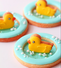 Ladda upp bild till gallerivisning, Sugarflair Chokladfärg Anka ägg Blå Sugarflair Duck Egg Blue Cholocate Coca Butter Color-35g