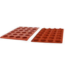 Ladda upp bild till gallerivisning, Chokolad Pralinform 24 del halvkula Chokolad Silikonform Choclate Silicone Mold
