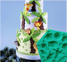 Ladda upp bild till gallerivisning, 8 i 1 Små Bland Skog Djungel Djur Silikonform 8 in 1 Small Mixed Jungle Forest Animal Silicone Mold