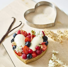 Ladda upp bild till gallerivisning, 4 St/Pack Hjärta Perforerad Tårtring Perforated Heart Shape Ring 140*35*20mm