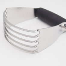 Ladda upp bild till gallerivisning, Degblandare Rostfritt Stål Pastry Cutter with Heavy Stainless Steel Blade-S