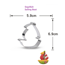 Ladda upp bild till gallerivisning, 7 St /Pack Utstickare med stenciler Fordon Bil Transport Roket Helikopter Segelbåt Collection B