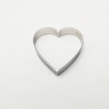Ladda upp bild till gallerivisning, 4 St/Pack Hjärta Perforerad Tårtring Perforated Heart Shape Ring 140*35*20mm