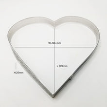 Ladda upp bild till gallerivisning, Hjärta Perforerad Tårtring 209 *206 *20mm 8 Inch Perforated Heart Shape Tart Ring Mousse