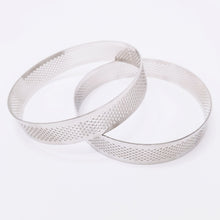 Ladda upp bild till gallerivisning, 2 st Rund Perforerad Tårtring Elektrolytiskt behandlat ostfritt stål 2PCS Round Perforated Tart Ring Φ10*2cm