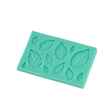 Ladda upp bild till gallerivisning, 11 i 1 Bland Rosblad Sockerpasta Fondant Choklad Silikonform
