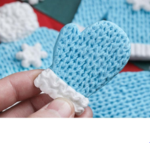 Ladda upp bild till gallerivisning, 5 i 1 Stickat Tröja Handskar Mössa Silikonform Jul Dekoration Hobby  5 in 1 Knit  Sweater Glove Hat Silicone Mold Christmas Cake Decortion  Hobby Cake Decoration
