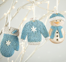 Ladda upp bild till gallerivisning, 5 i 1 Stickat Tröja Handskar Mössa Silikonform Jul Dekoration Hobby  5 in 1 Knit  Sweater Glove Hat Silicone Mold Christmas Cake Decortion  Hobby Cake Decoration
