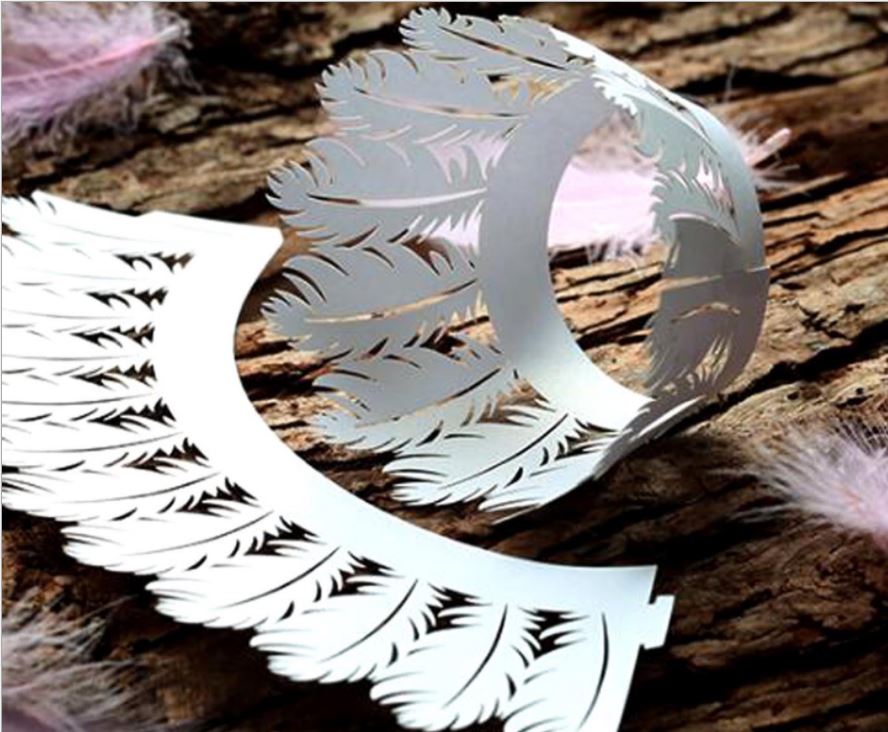 12 St/Pack Fjäder Cupcake Wrappers -Vit Feather Shape Lace Cupcake Wrapper