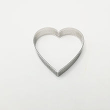 Ladda upp bild till gallerivisning, 4 St/Pack Hjärta Perforerad Tårtring  Perforated  Heart Shape  Ring 140*35*20mm
